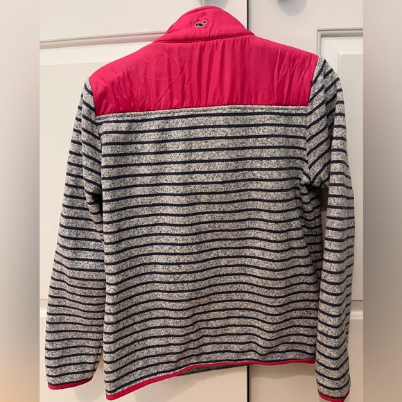Vineyard Vines fleece limited edition pullover - size Medium - barely worn! - Picture 3 of 5